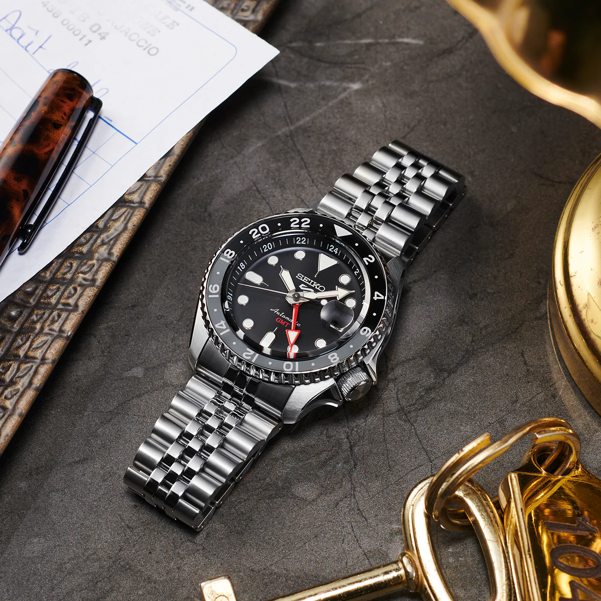 Seiko 5 Sports Black Grape GMT SKX Re-Interpretation - SSK001K1 - Image 2